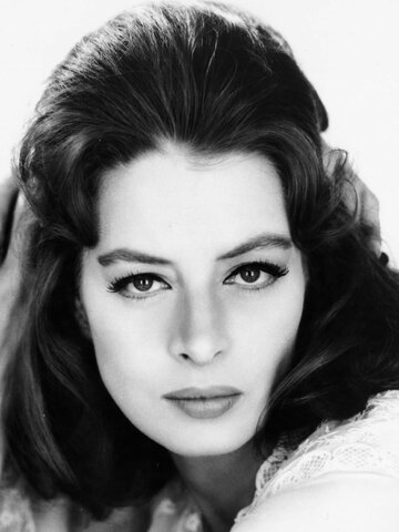 Capucine Headshot