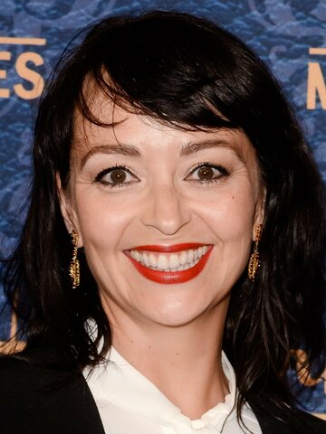 Sarah Strange Headshot