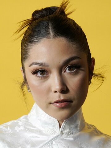 Ana Yi Puig Headshot
