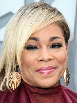 Tionne 