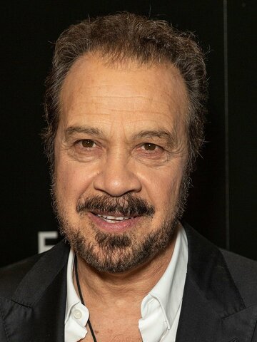 Edward Zwick Headshot