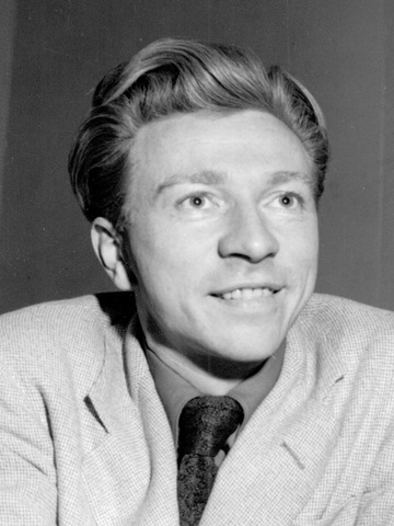 Vic Perrin Headshot