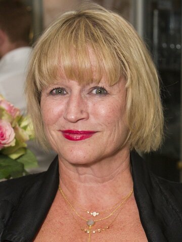 Lisa Palfrey Headshot