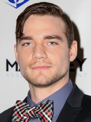 Daniel Durant Headshot