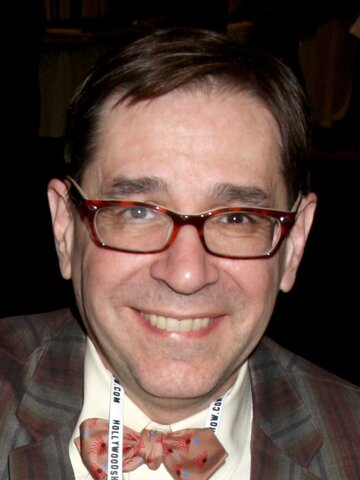 Thom Bray Headshot
