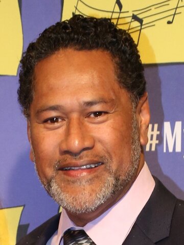 Jay Laga'aia Headshot