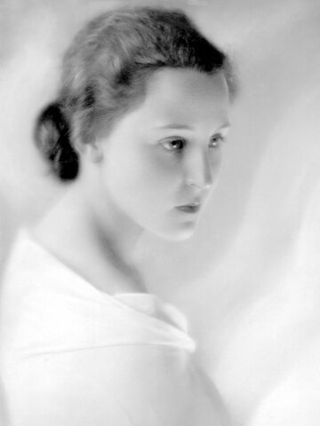 Brigitte Helm Headshot