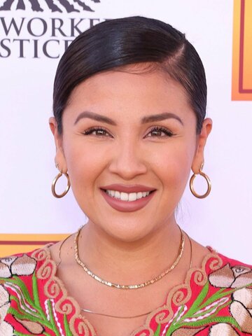 Annie Gonzalez Headshot