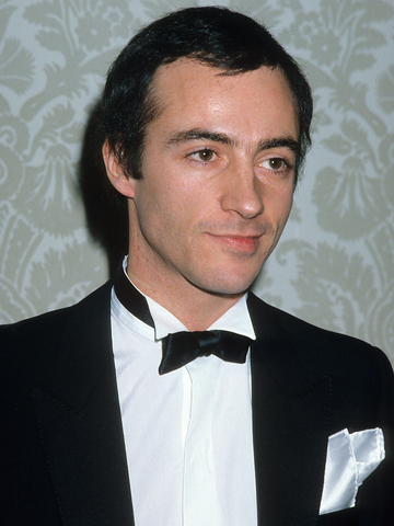 Ray Sharkey Headshot