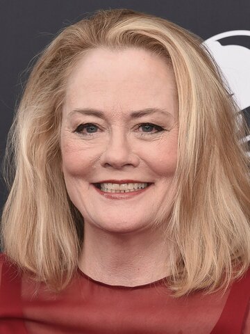 Cybill Shepherd Headshot