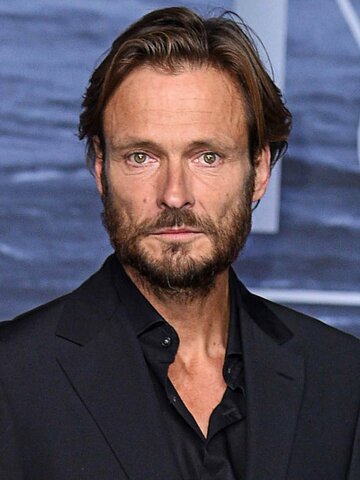 Andreas Pietschmann Headshot