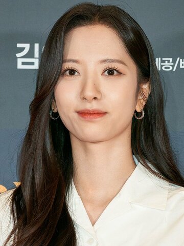 Bona Headshot