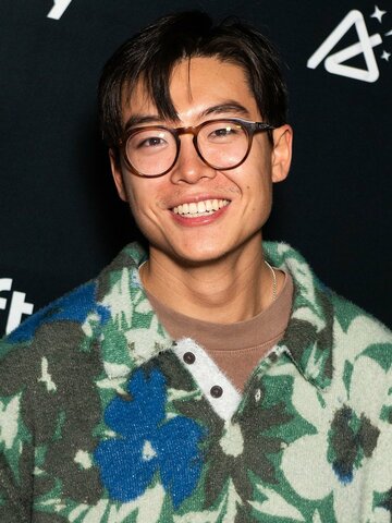 Derek Xiao Headshot