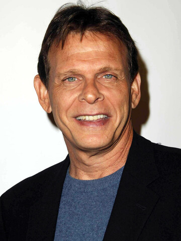 Marc Singer Headshot