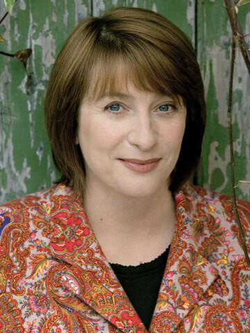 Caroline Quentin Headshot