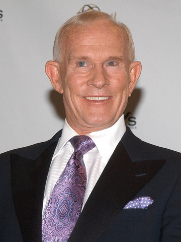 Tom Smothers Headshot