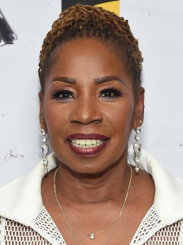 Iyanla Vanzant Headshot