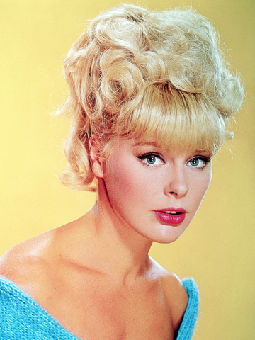 Elke Sommer Headshot