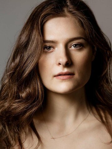 Louisa Jacobson Headshot