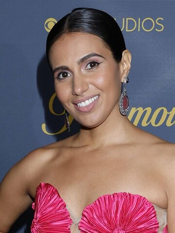 Analisa Velez Headshot