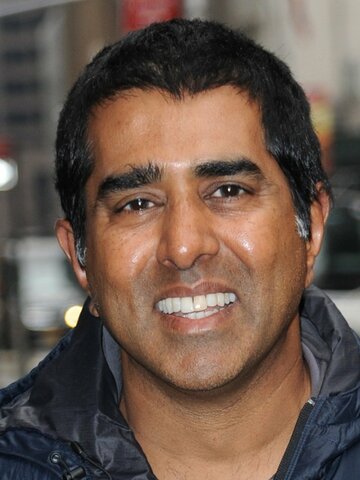 Jay Chandrasekhar Headshot