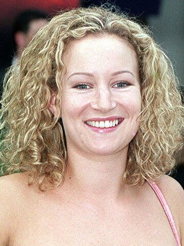 Lorraine Pilkington Headshot