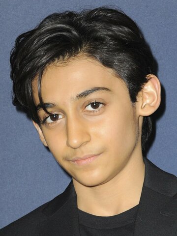 Lucian-River Chauhan Headshot