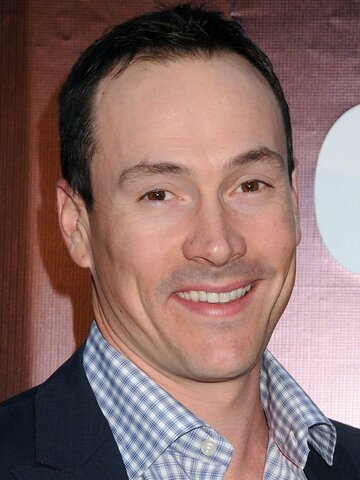 Chris Klein Headshot