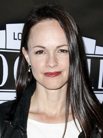 Susan May Pratt Headshot