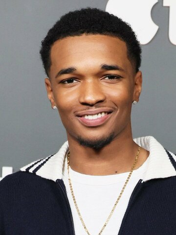 Isaiah Hill Headshot