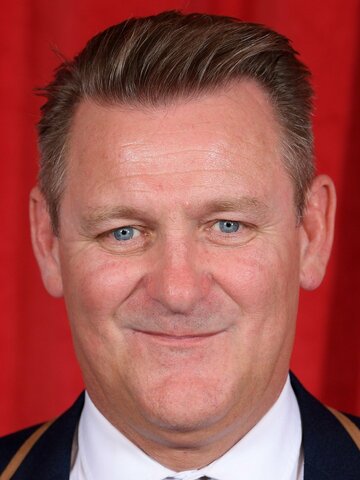 Chris Walker Headshot