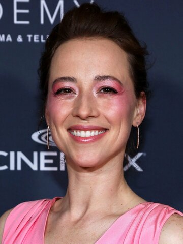 Karine Vanasse Headshot