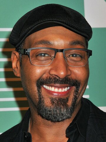 Jesse L. Martin Headshot