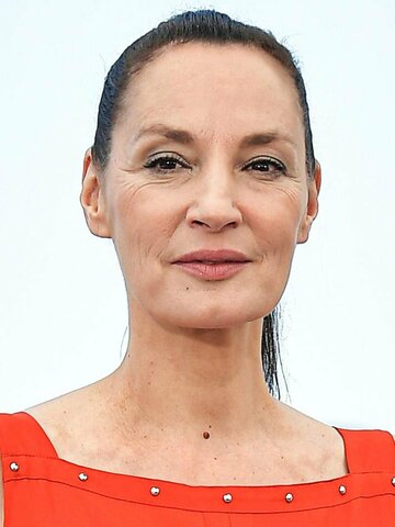 Jeanne Balibar Headshot