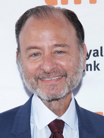 Fisher Stevens Headshot