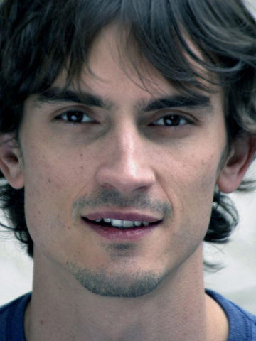Luke Edwards Headshot