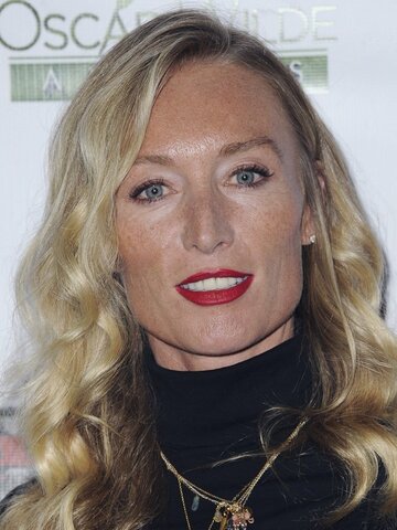 Victoria Smurfit Headshot