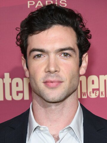 Ethan Peck Headshot