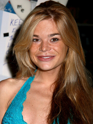 Ellen Muth Headshot