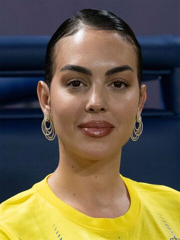 Georgina Rodriguez Headshot