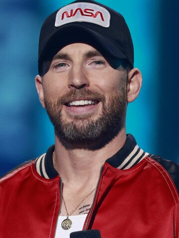 Chris Evans Headshot