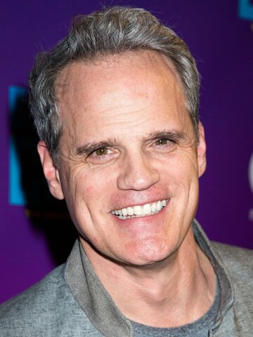 Michael Park Headshot
