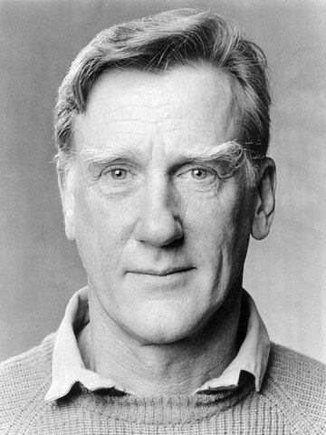 Donald Moffat Headshot