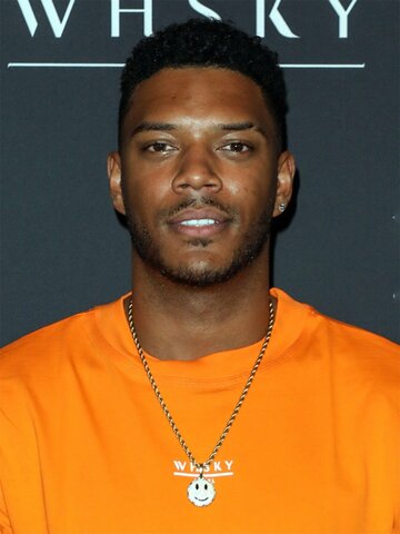 Theo Campbell Headshot