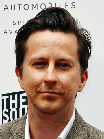 Lee Ingleby Headshot