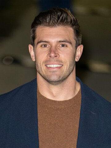 Zach Shallcross Headshot