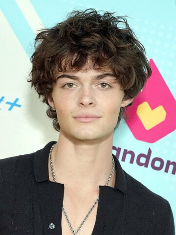 Tyler Lawrence Gray Headshot