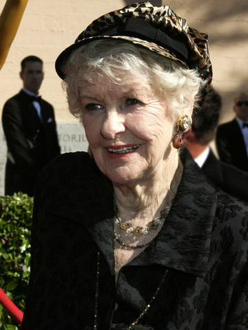 Elaine Stritch Headshot