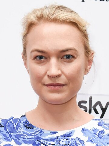 Sophia Myles Headshot