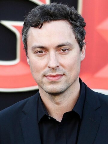 John Francis Daley Headshot